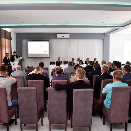 River Inn Stari Banovci Екстер'єр фото