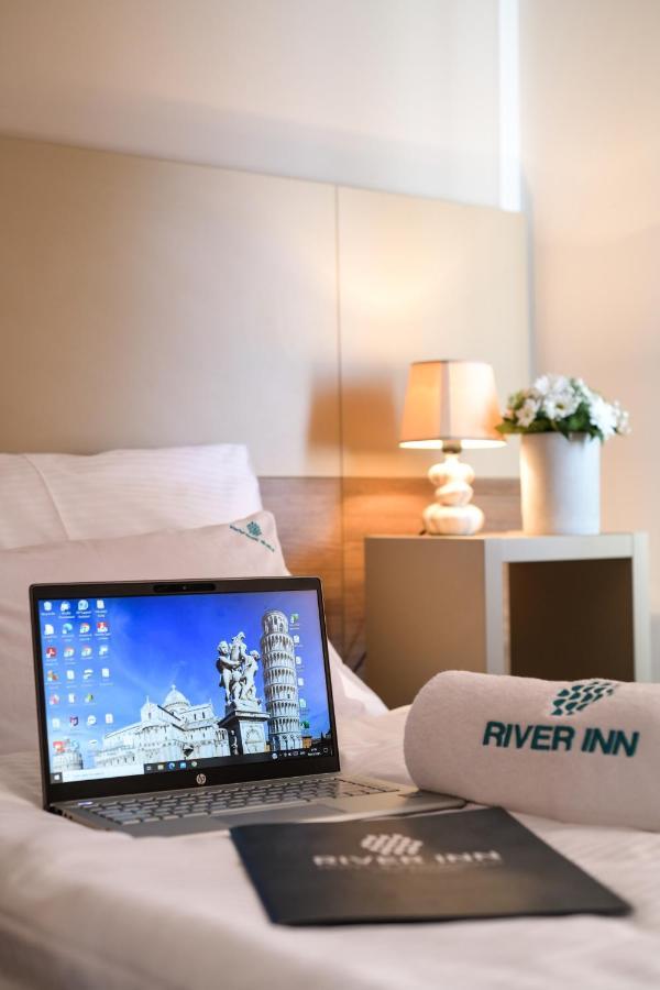 River Inn Stari Banovci Екстер'єр фото