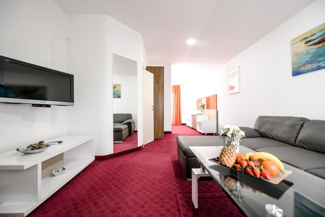 River Inn Stari Banovci Екстер'єр фото