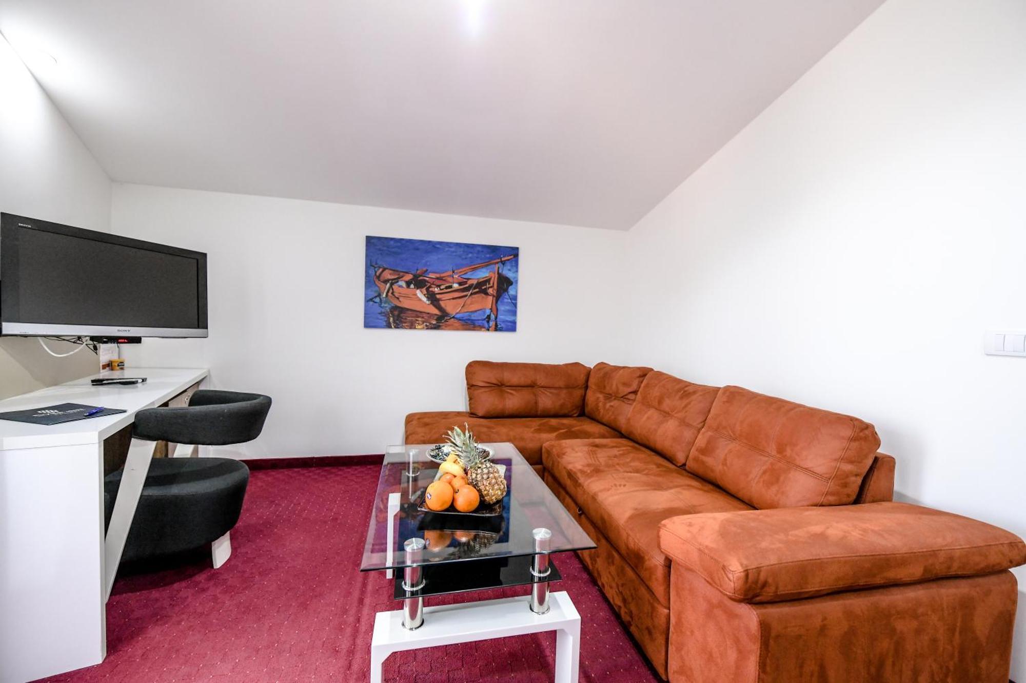 River Inn Stari Banovci Екстер'єр фото