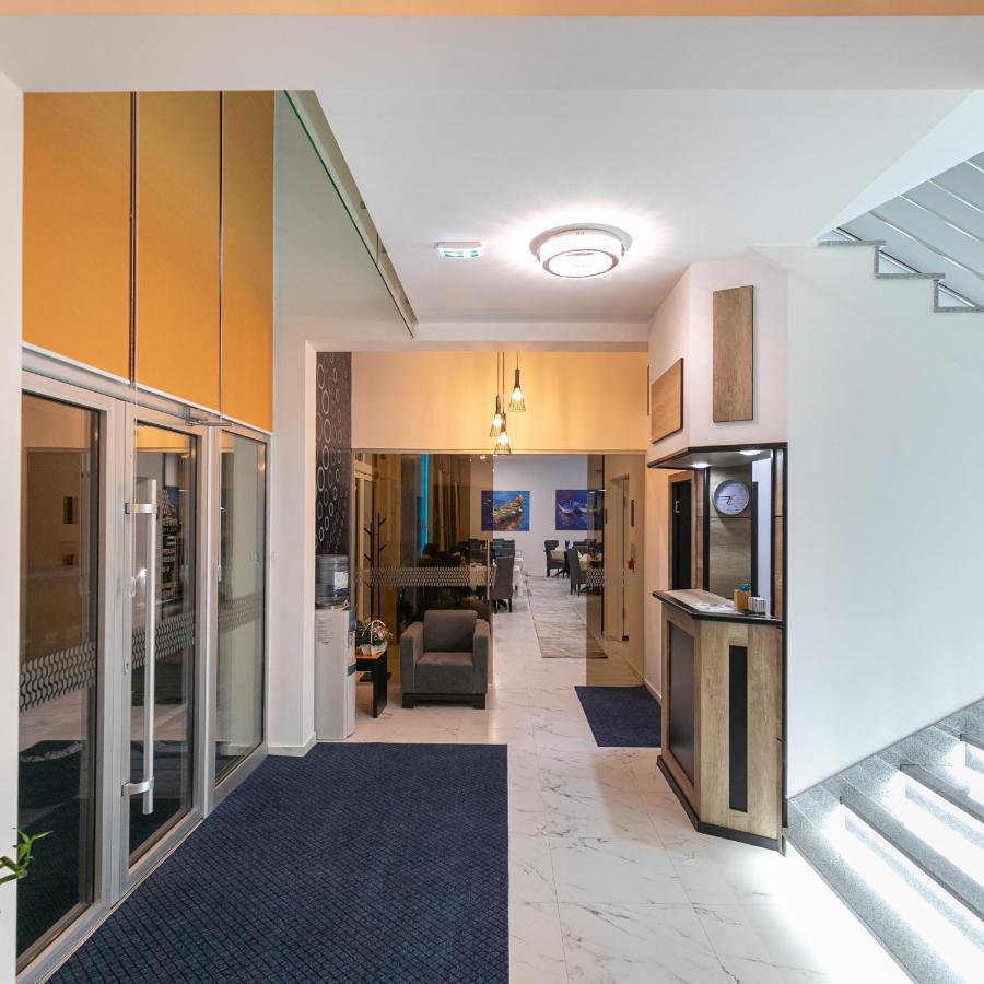 River Inn Stari Banovci Екстер'єр фото